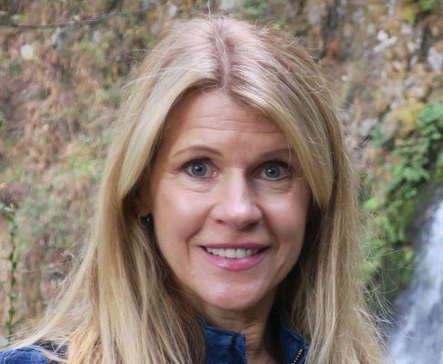 Photo of Diane H.