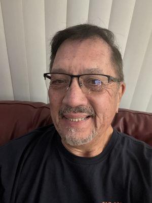 Photo of Larry W.