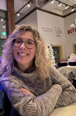 Photo of Julie L.