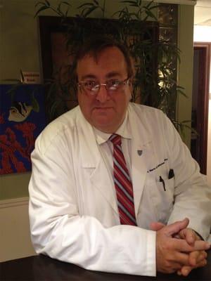 Photo of Dr. Mario O. L.