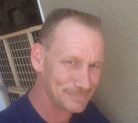 Photo of David R.