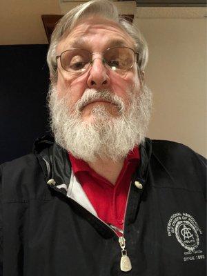 Photo of Gary L.