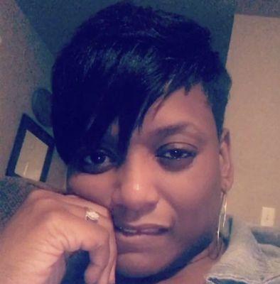 Photo of Stephanie C.