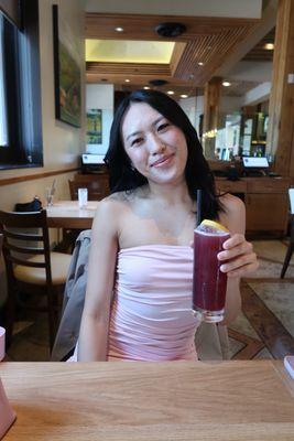 Photo of Lizey N.