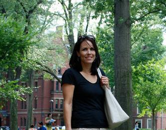 Photo of Lisa F.