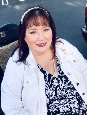 Photo of Suzy K.