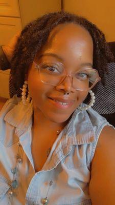 Photo of April J.