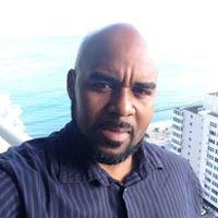 Photo of Derrick L.