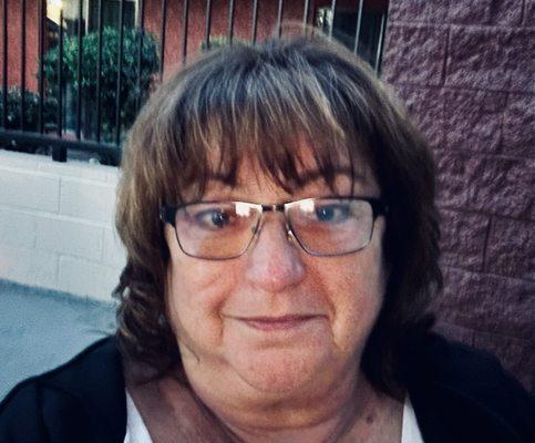 Photo of Lisa R.