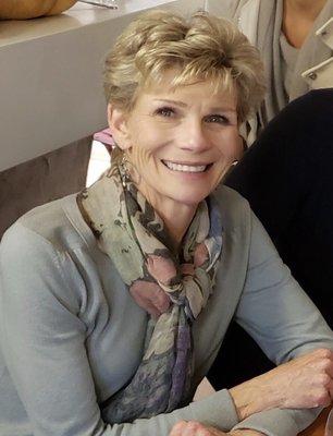 Photo of Julie M.