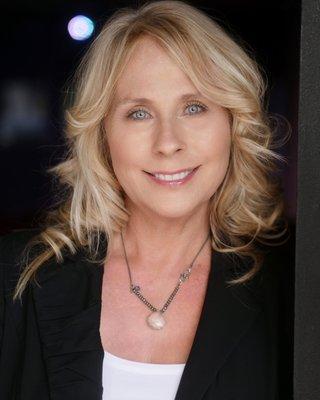 Photo of Lisa W.