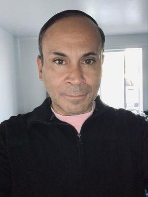 Photo of David L.