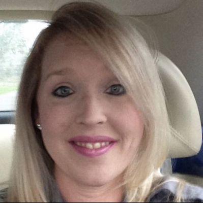 Photo of Lisa S.