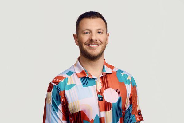Photo of Dustin T.