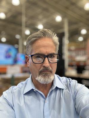 Photo of Andrew M.