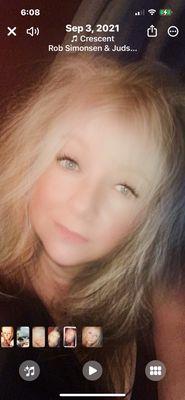 Photo of Julie W.
