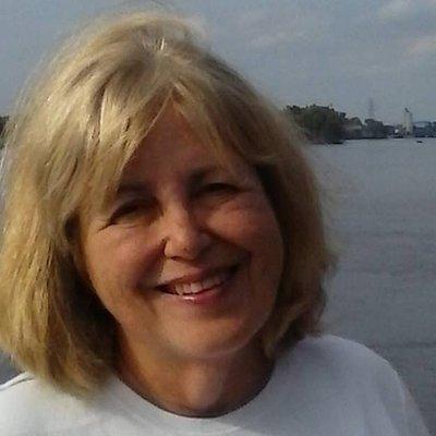 Photo of Elaine W.