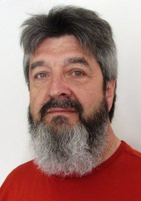 Photo of Robert L.