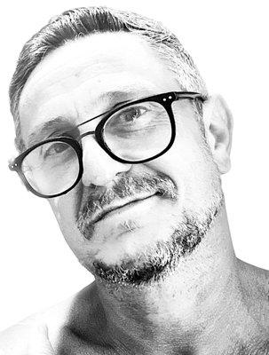 photo of Tuta Veloso -.