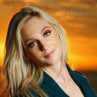 Photo of Rebecca K.