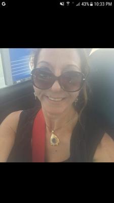Photo of Debra W.
