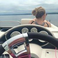 Photo of Nicole R.