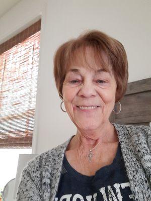 Photo of Linda V.