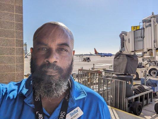 photo of Robert F W.