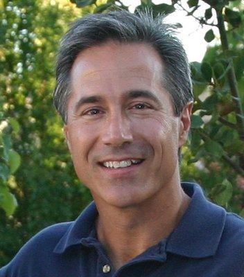 Photo of Robert R.