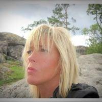 photo of Stephanie L.