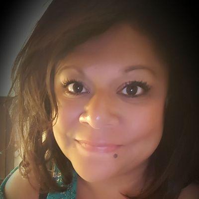Photo of Shelley M.