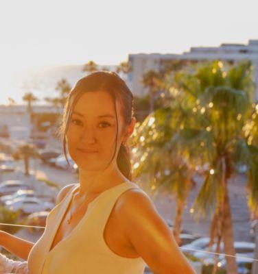 Photo of Nelia K.