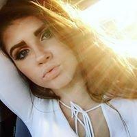 Photo of Farrah C.