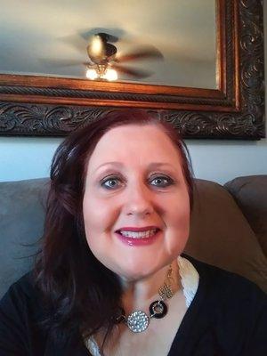Photo of Debra B.
