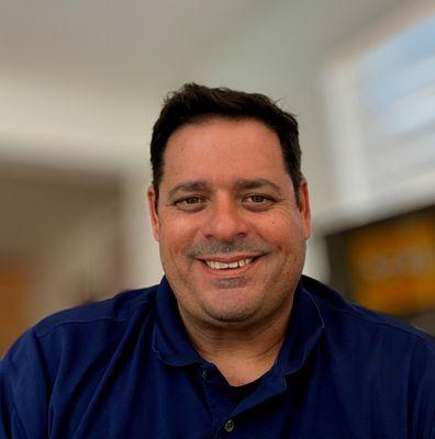Photo of Robert R.