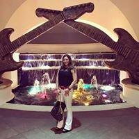 Photo of Janee W.