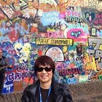Photo of LAUREEN C.