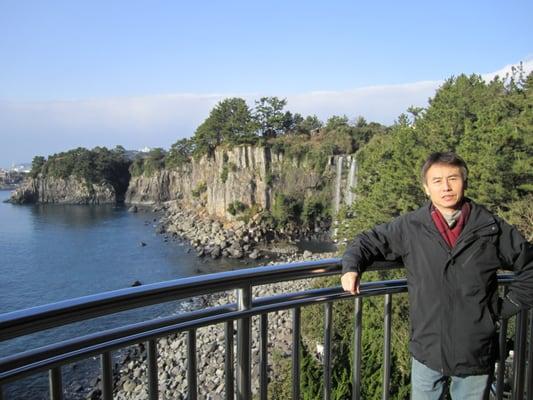 Photo of Timothy L.