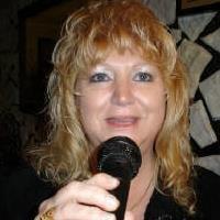 Photo of Julie S.