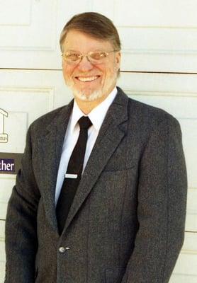 Photo of Alan J.
