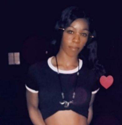 Photo of Ell T.