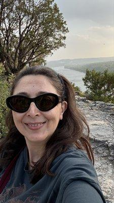 photo of Magnetque -.