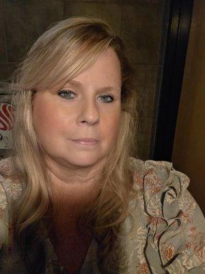 Photo of Lynne P.