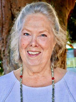 photo of Elizabeth O.