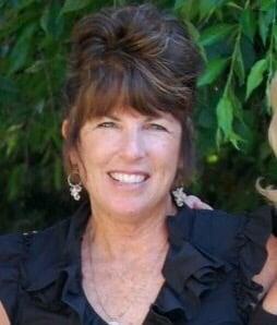 Photo of Colleen L.