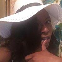 Photo of Che'Michone R.