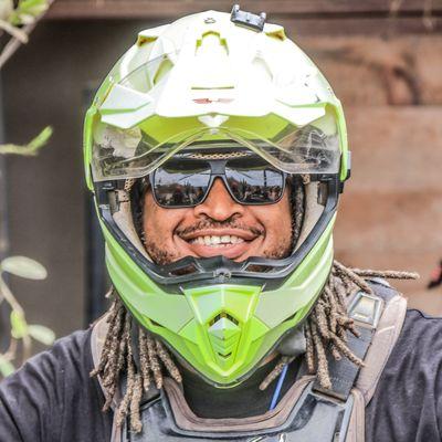 photo of ChuckIzChillin _.