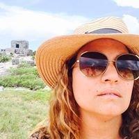Photo of Amy J.
