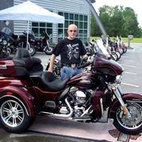 Photo of Larry M.
