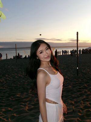 Photo of Theresa N.